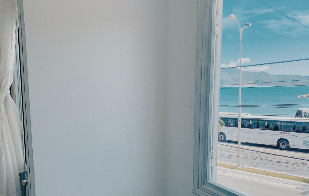 Vivid Seaside Homestay Nha Trang Exterior photo